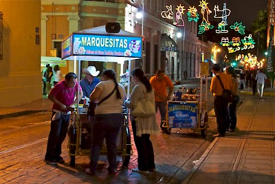 Marquesitas sold on the streets of Merida