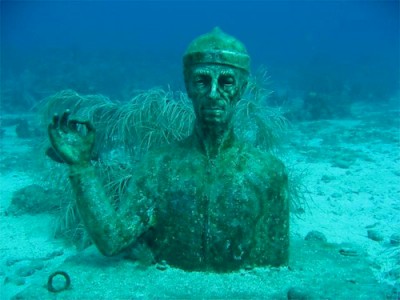 A statue of Jacques Cousteau on Pigeon Island &lt;a href=&gt;&lt;/a&gt; <a href=></a>