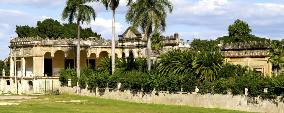 Xtabentum: A Novel of Yucatan