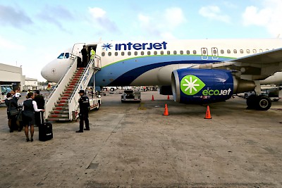 Interjet flight from Cancun to Havana