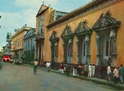 downtown scene in Merida Yucatan